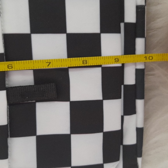 Mini Black and white checkerd backpack - Picture 4 of 5